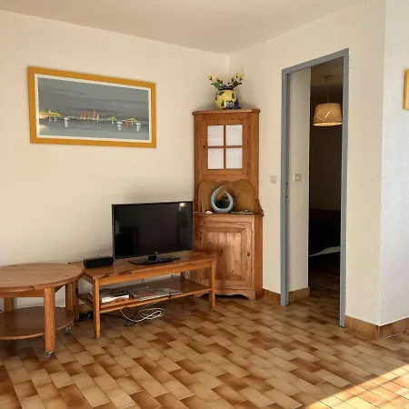 Apartment T2 Avec Ascenseur, Parking Proche - Fr-1-702-21